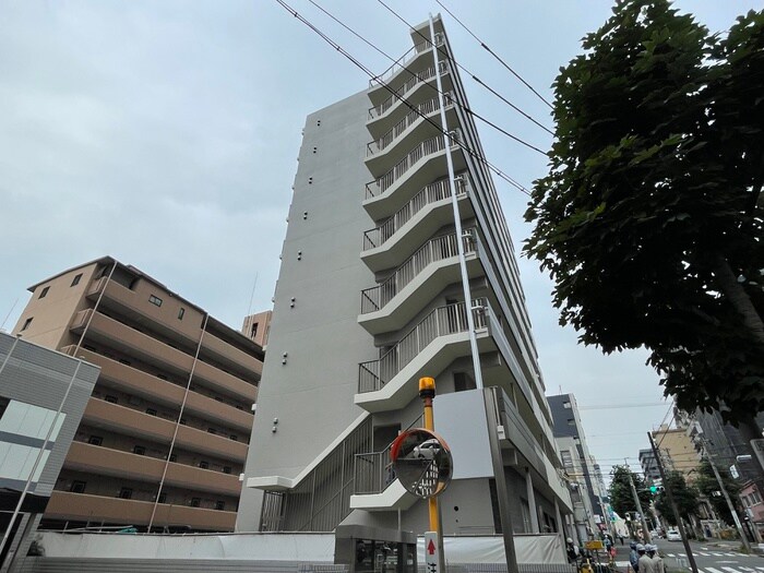 エクラン上前津の物件外観写真