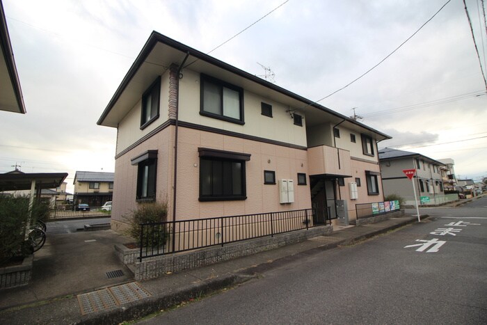 コンフォートCの物件外観写真