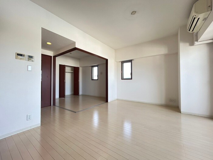 ＦＲＯＮＴＩＥＲ　ＮＡＧＯＹＡの物件内観写真