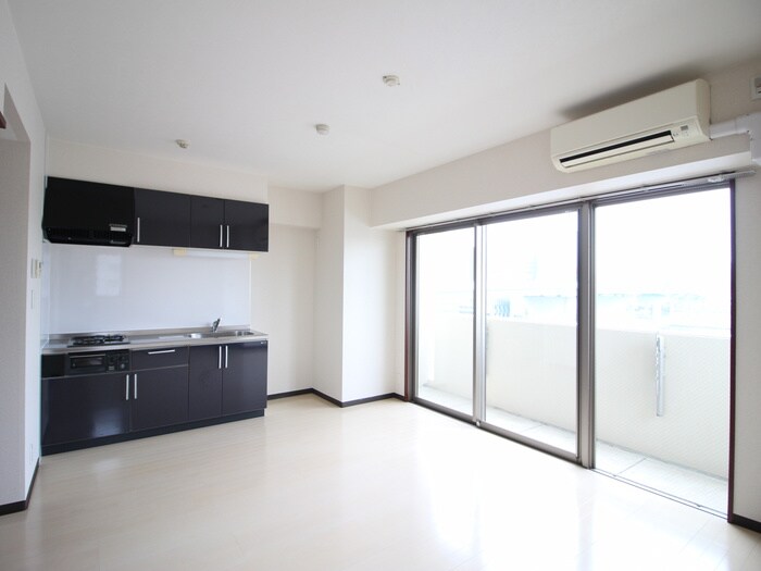 ＦＲＯＮＴＩＥＲ　ＮＡＧＯＹＡの物件内観写真