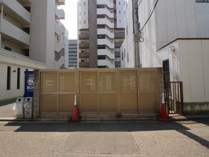 ＦＲＯＮＴＩＥＲ　ＮＡＧＯＹＡの物件外観写真