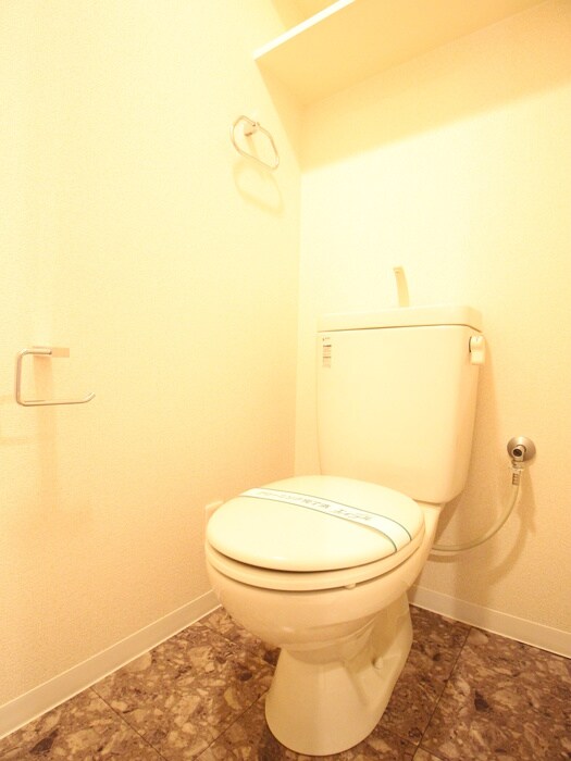 ＦＲＯＮＴＩＥＲ　ＮＡＧＯＹＡの物件内観写真