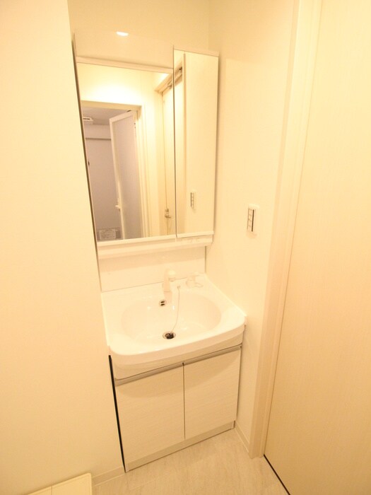 ウェルシー亀島の物件内観写真