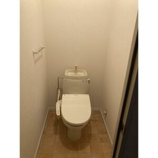 プチシャトーBの物件内観写真