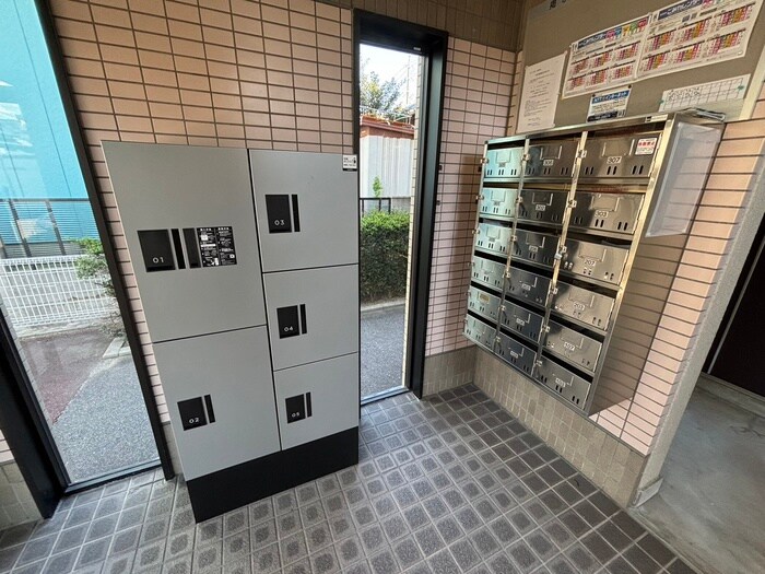 オアシス二本木の物件外観写真