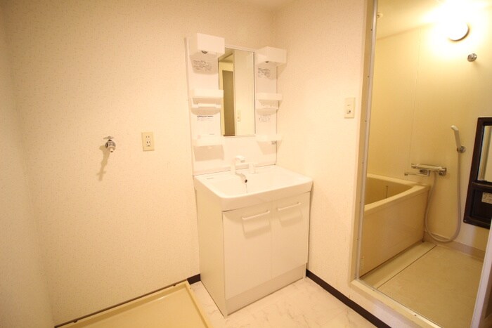 グランドハイリス上社の物件内観写真