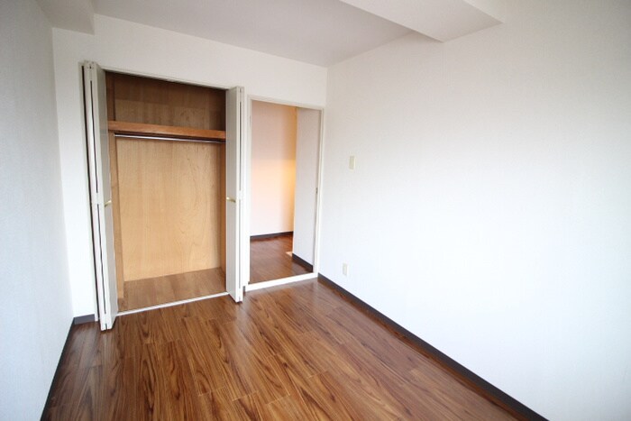 グランドハイリス上社の物件内観写真