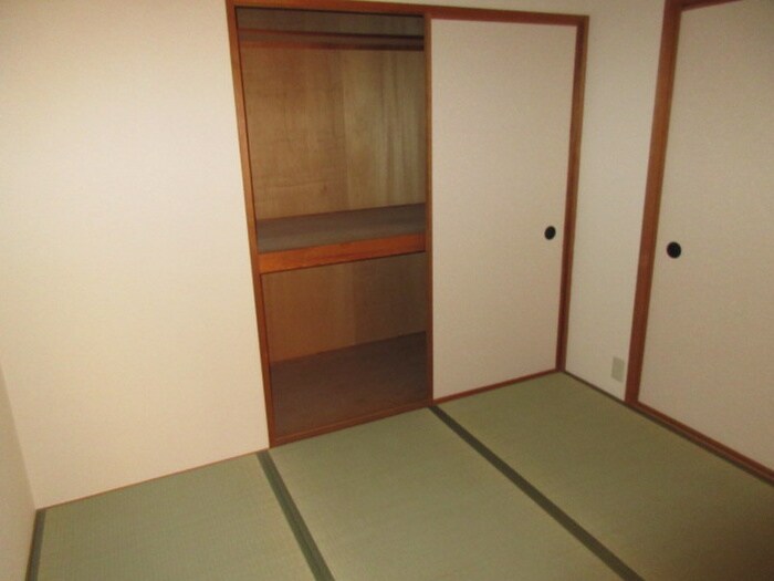 グランドハイリス上社の物件内観写真