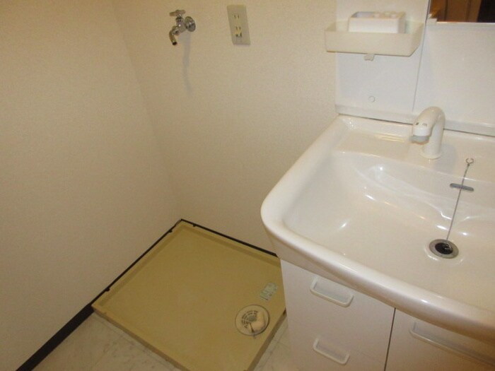 グランドハイリス上社の物件内観写真