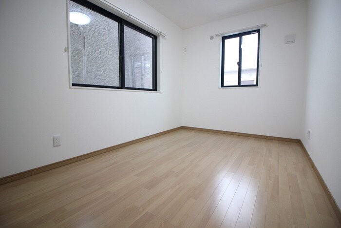 中央五丁目ヴァンベールⅡの物件内観写真