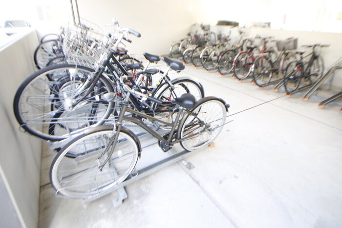 La Douceur志賀本通Ⅱの物件外観写真