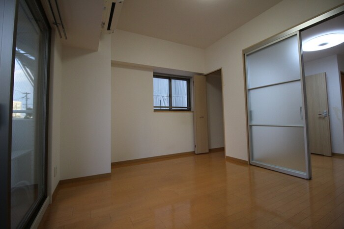 プロビデンス栄南の物件内観写真