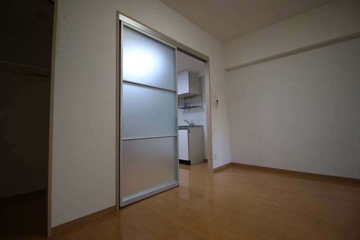 プロビデンス栄南の物件内観写真