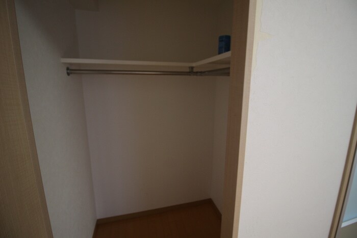 プロビデンス栄南の物件内観写真