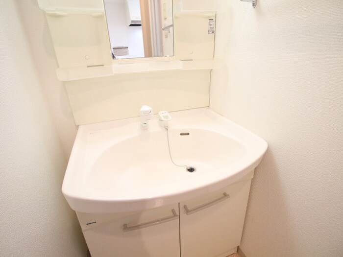 プロビデンス栄南の物件内観写真