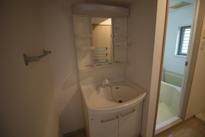 プロビデンス栄南の物件内観写真