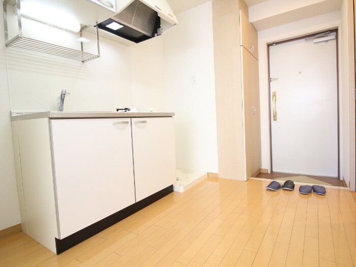 プロビデンス栄南の物件内観写真