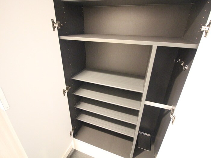 ﾌﾟﾚｻﾝｽ丸の内ﾘﾗﾃｨ(202)の物件内観写真