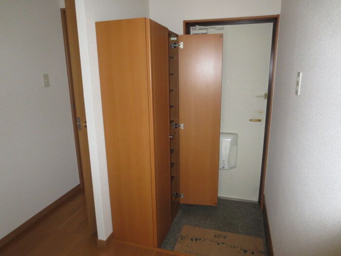 メゾンプチシャトー出口 Ａ館の物件内観写真