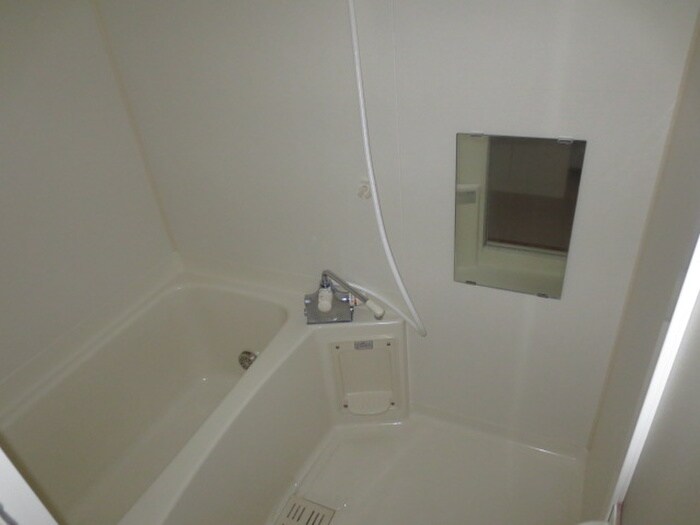 メゾンプチシャトー出口 Ａ館の物件内観写真