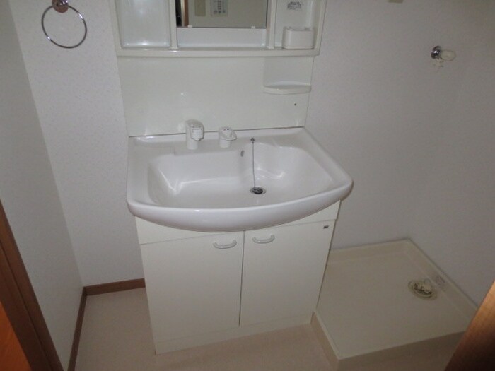 メゾンプチシャトー出口 Ａ館の物件内観写真