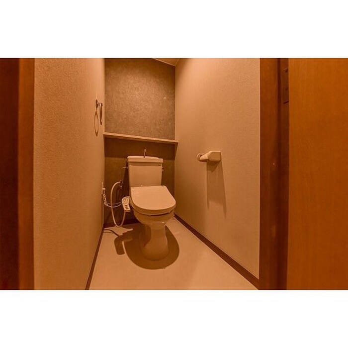 シーズンコート稲沢の物件内観写真