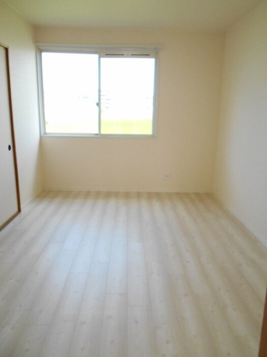 サンロード二重堀Ｃ棟の物件内観写真