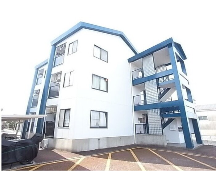 メゾン・ド・ブルーコロネットの物件外観写真