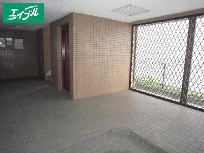 松原メイトマンションの物件外観写真