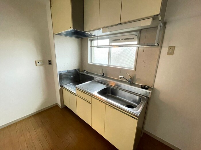 松原メイトマンションの物件内観写真