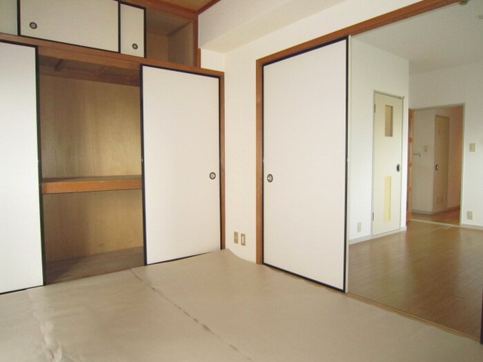 松原メイトマンションの物件内観写真