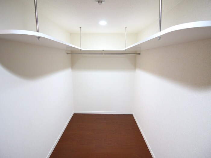 名駅アイサンメゾンの物件内観写真