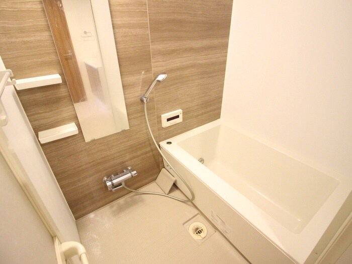 名駅アイサンメゾンの物件内観写真