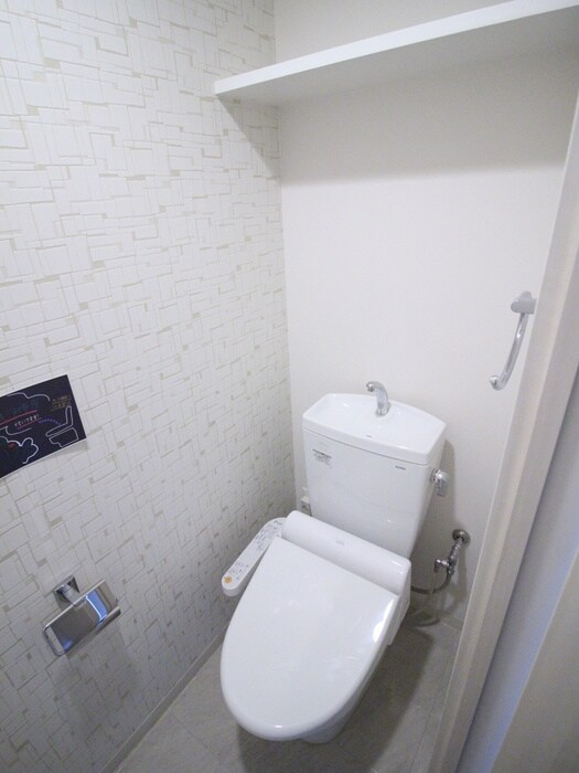 名駅アイサンメゾンの物件内観写真