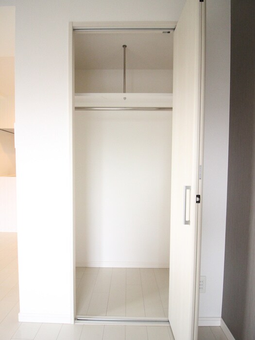 名駅アイサンメゾンの物件内観写真