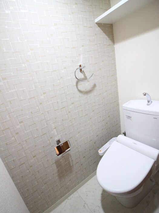 名駅アイサンメゾンの物件内観写真