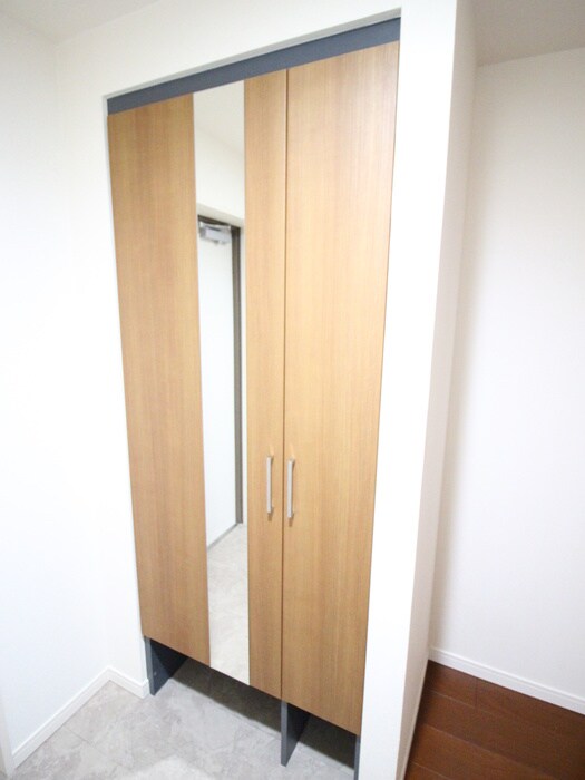 名駅アイサンメゾンの物件内観写真