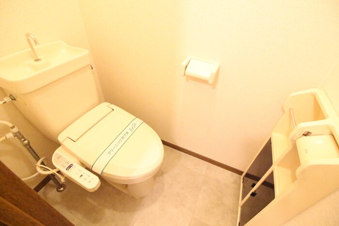 クレストハイツＫ B棟の物件内観写真