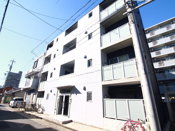 gione Honmachiの物件外観写真