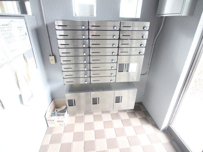 ケイユウカンパニ－マンションの物件外観写真