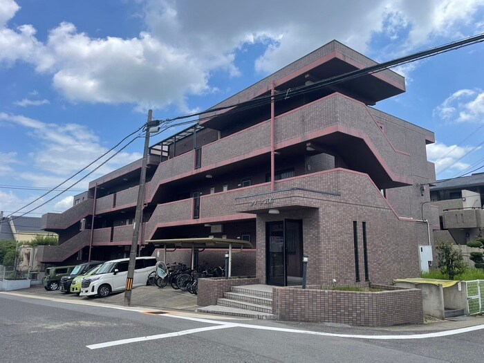 グレース貴船の物件外観写真