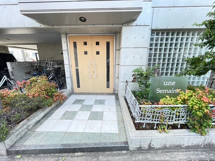 ｕｎｅ ｓｅｍａｉｎｅの物件外観写真