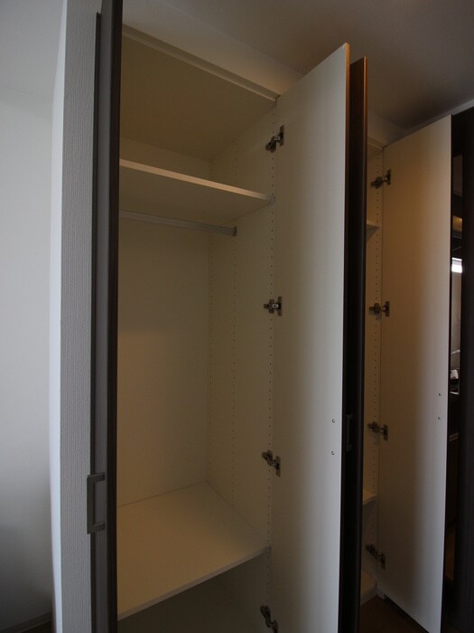 ＯＫＢアヴェニール菊井町の物件内観写真