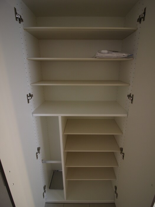 ＯＫＢアヴェニール菊井町の物件内観写真