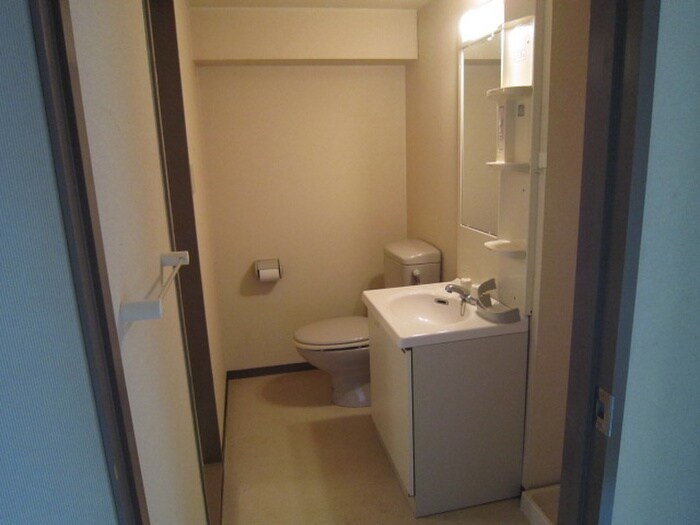 AMBERHOUSE　Jinguの物件内観写真