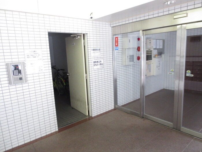 三陽ビルディングの物件外観写真