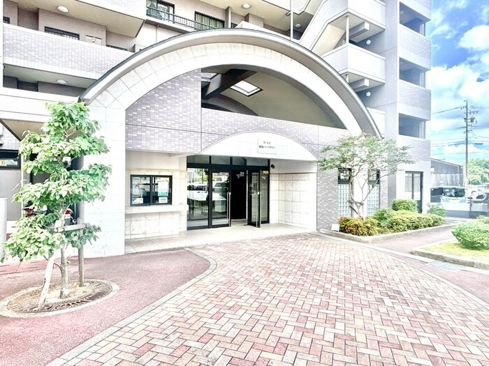 ｻﾝｱﾒﾆﾃｨｷｬｯｽﾙ岡崎(1505)の物件外観写真