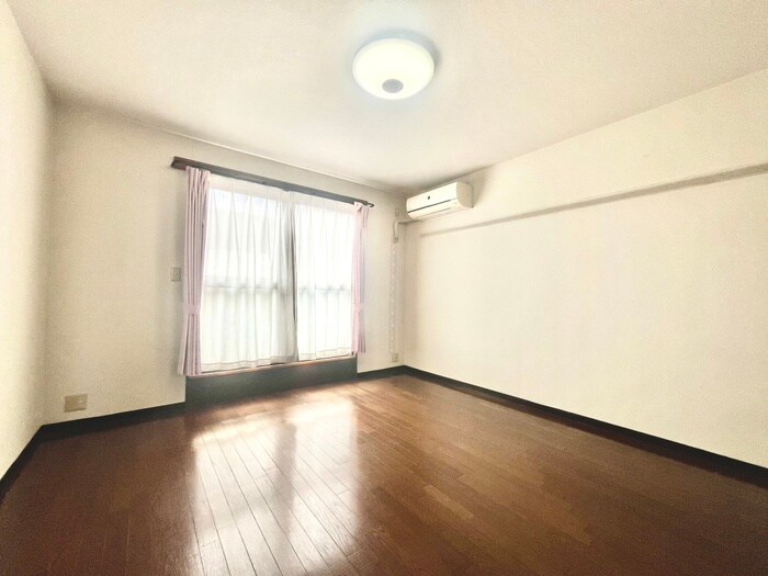 ｻﾝｱﾒﾆﾃｨｷｬｯｽﾙ岡崎(1505)の物件内観写真