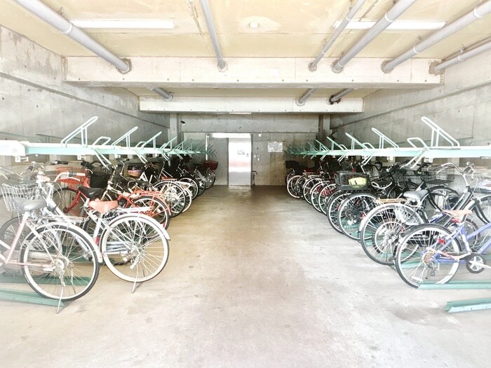 ｻﾝｱﾒﾆﾃｨｷｬｯｽﾙ岡崎(1505)の物件外観写真