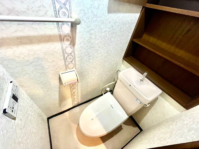 ｻﾝｱﾒﾆﾃｨｷｬｯｽﾙ岡崎(1505)の物件内観写真